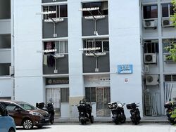 Bukit Batok Street 31 (D23), Shop House #569584131